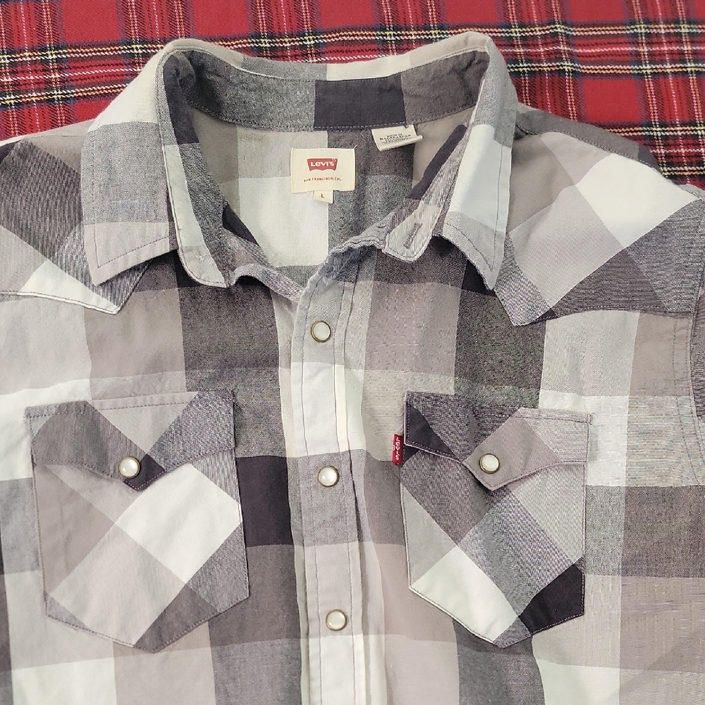 Levi's Men's Gray Plaid Western Short Sleeve